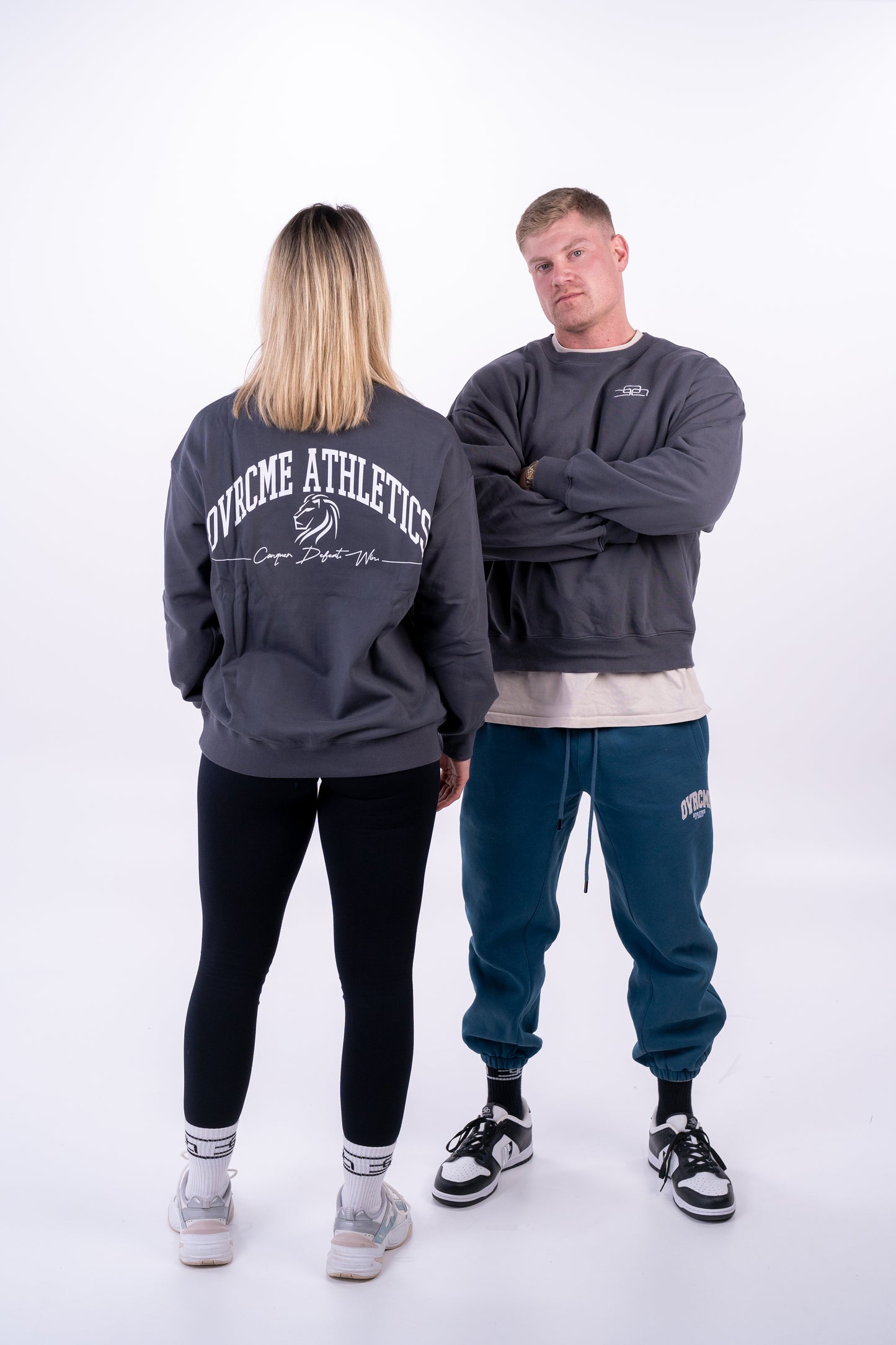 DROP02 Become the Lion Crewneck-Sweater (night-grey) - OVRCME ATHLETICS