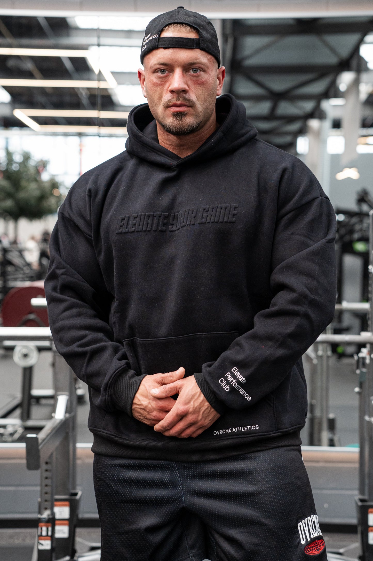 ELEVATE PERFORMANCE Signature Hoody (black)