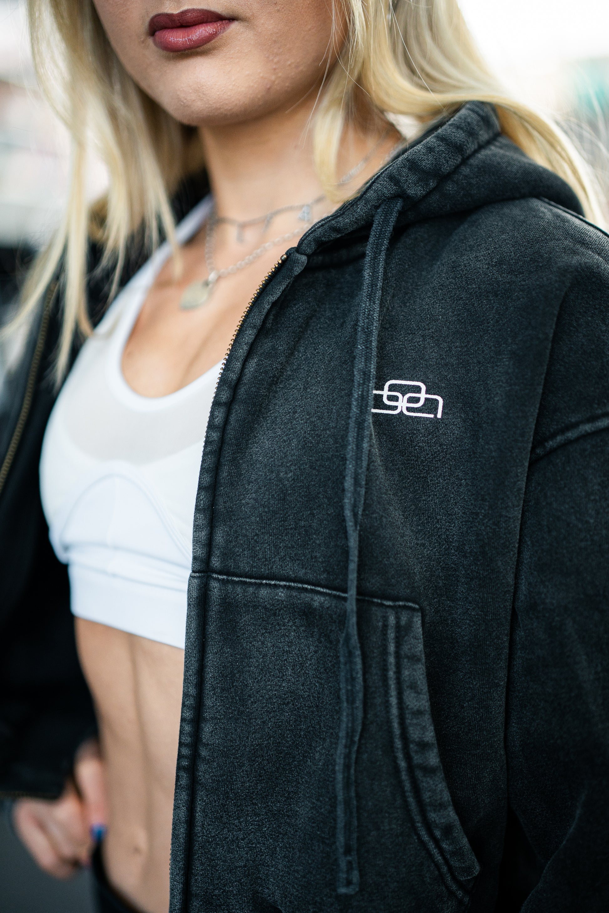 Cropped Hoodie Jacke (acid anthrazit) - OVRCME ATHLETICS