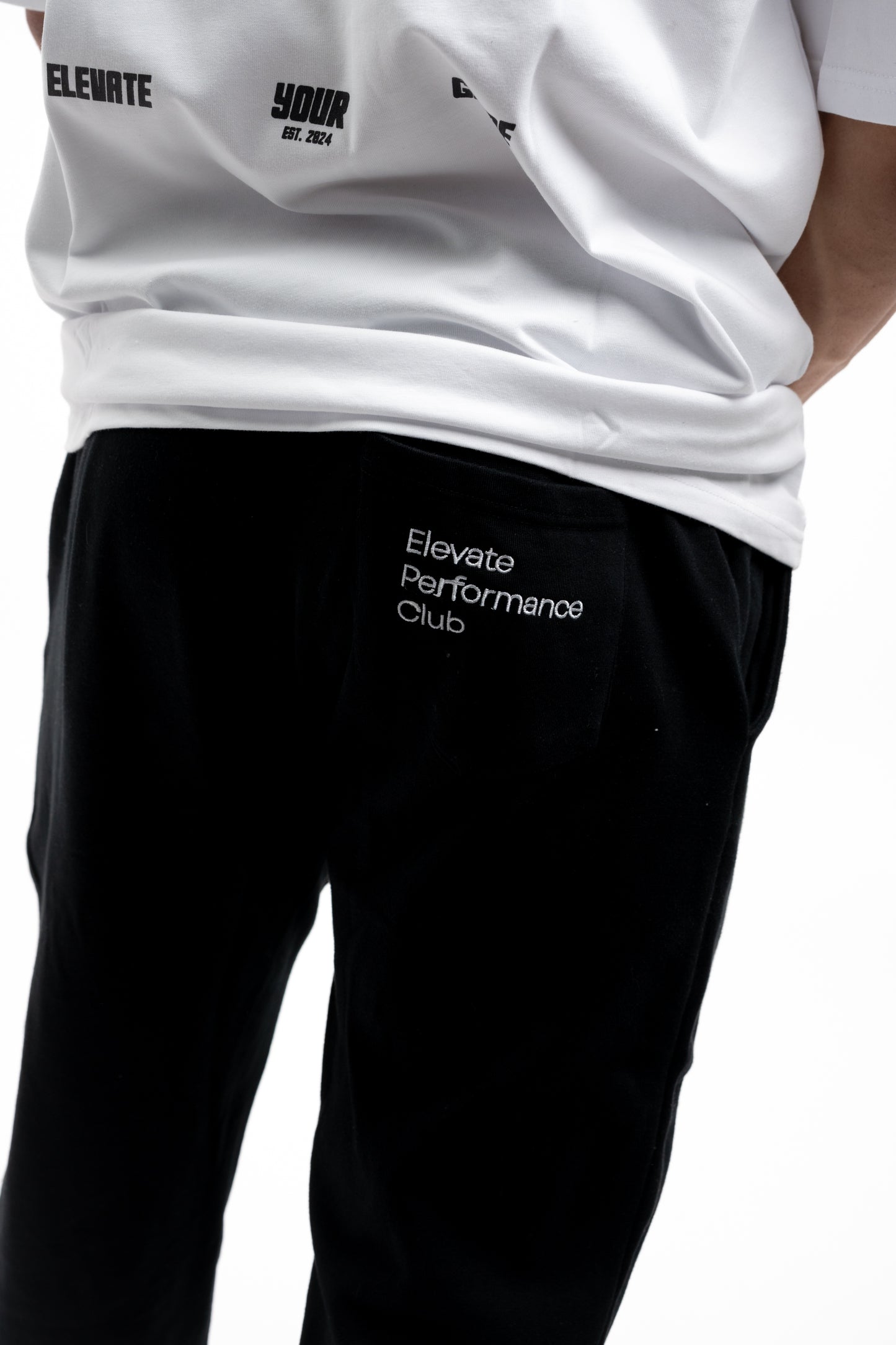 ELEVATE PERFORMANCE CLUB Jogger (black) - OVRCME ATHLETICS