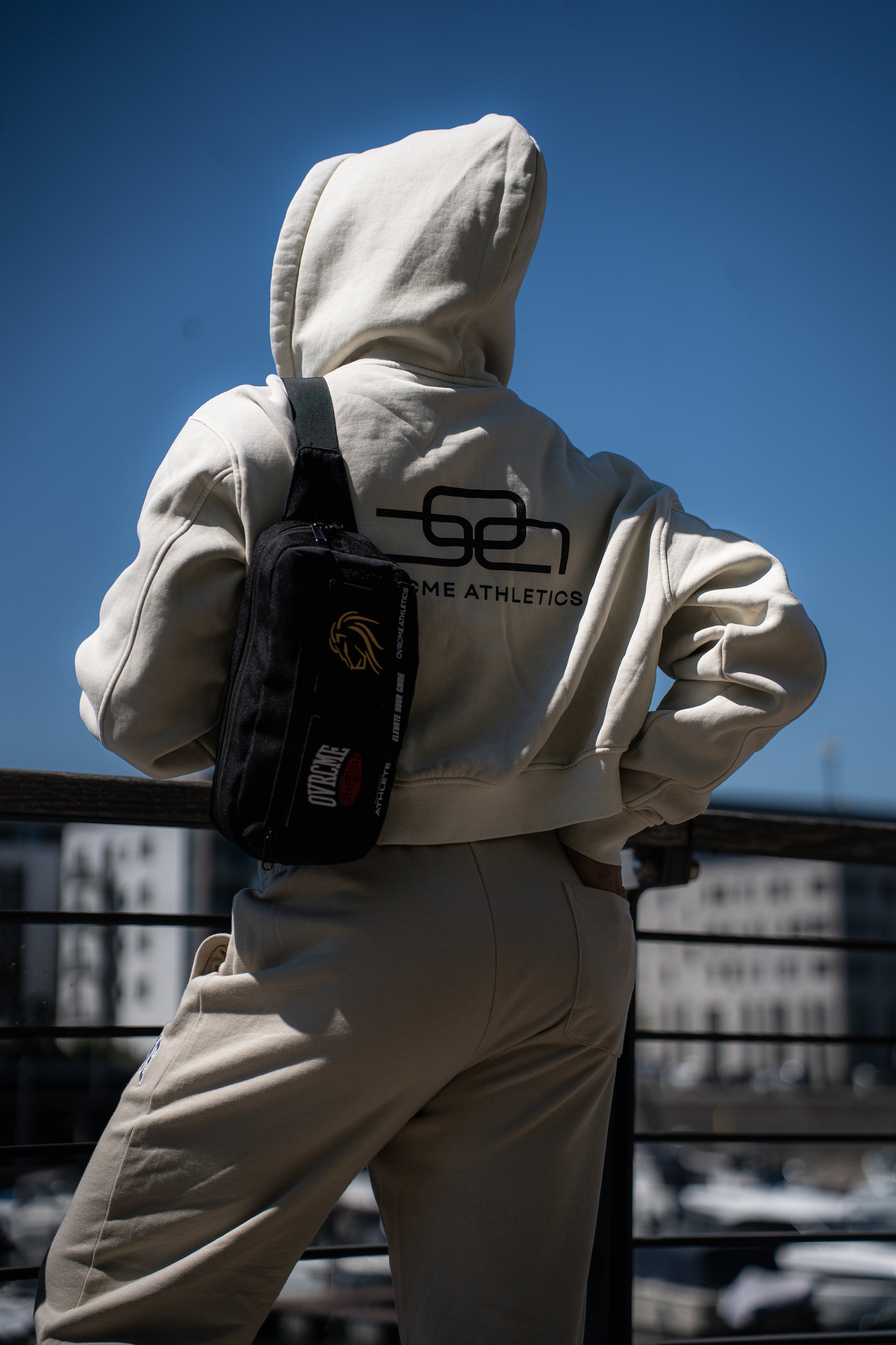 Cropped Hoodie Jacke (sandstone) - OVRCME ATHLETICS