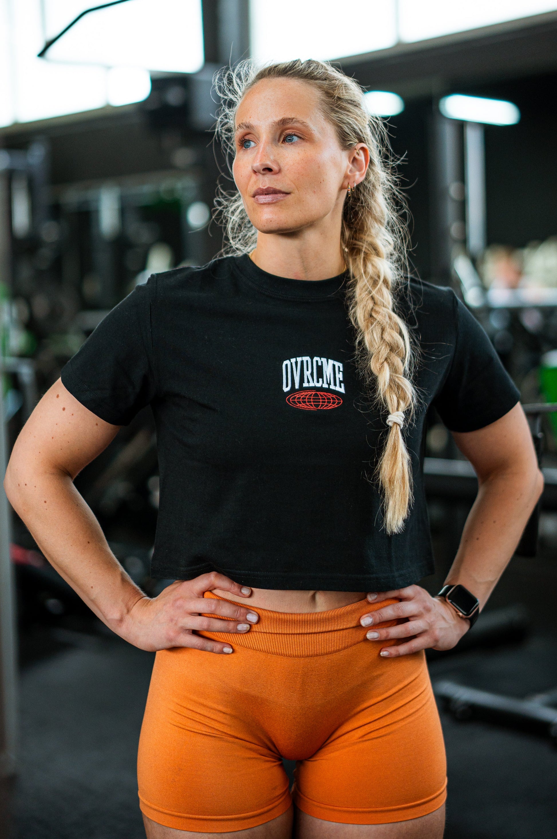 ELEVATE Performance Club - Sky Crop-Top (black) - OVRCME ATHLETICS